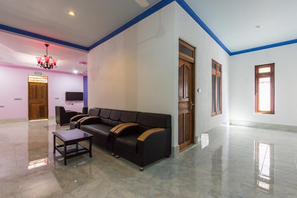 Castle Inn Bodufolhudhoo Esterno foto